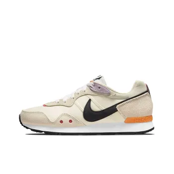 Nike Venture Runner Coconut Milk Light Curry Women's