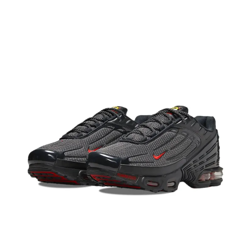 Nike Air Max Plus 3 Black Reflective Silver University Red-2
