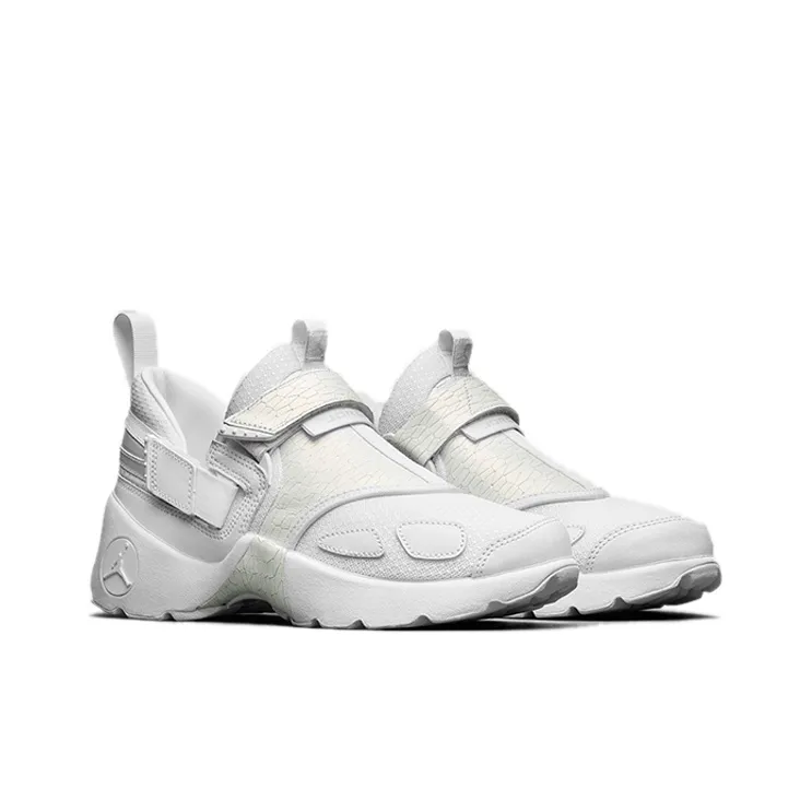 Jordan Trunner LX Heiress Frost White GS-1