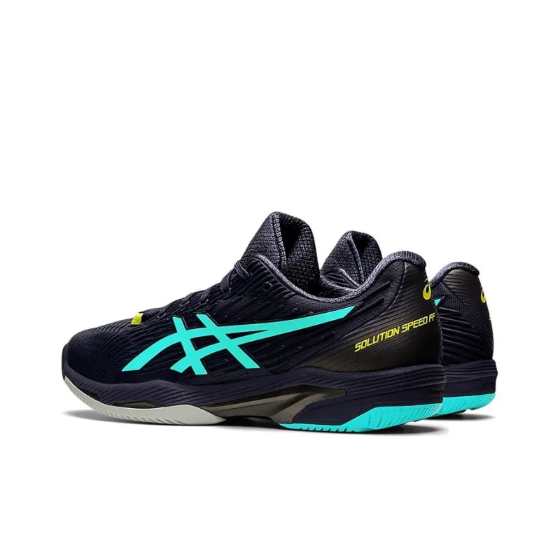 est une version hivernale de la apoyo asics Gel Lyte 3 doù le cuir premium plus résistant