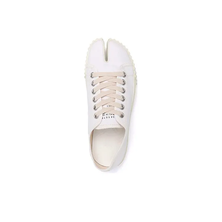 Maison Margiela Tabi Skateboard Shoes Women's White-4