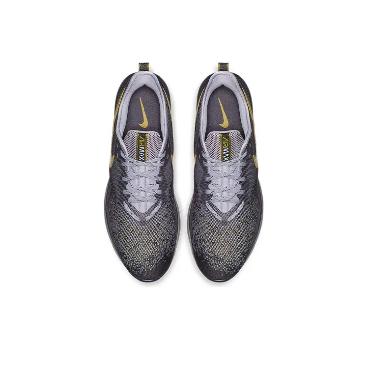 Nike Air Max Sequent 4 'Gridiron'-3