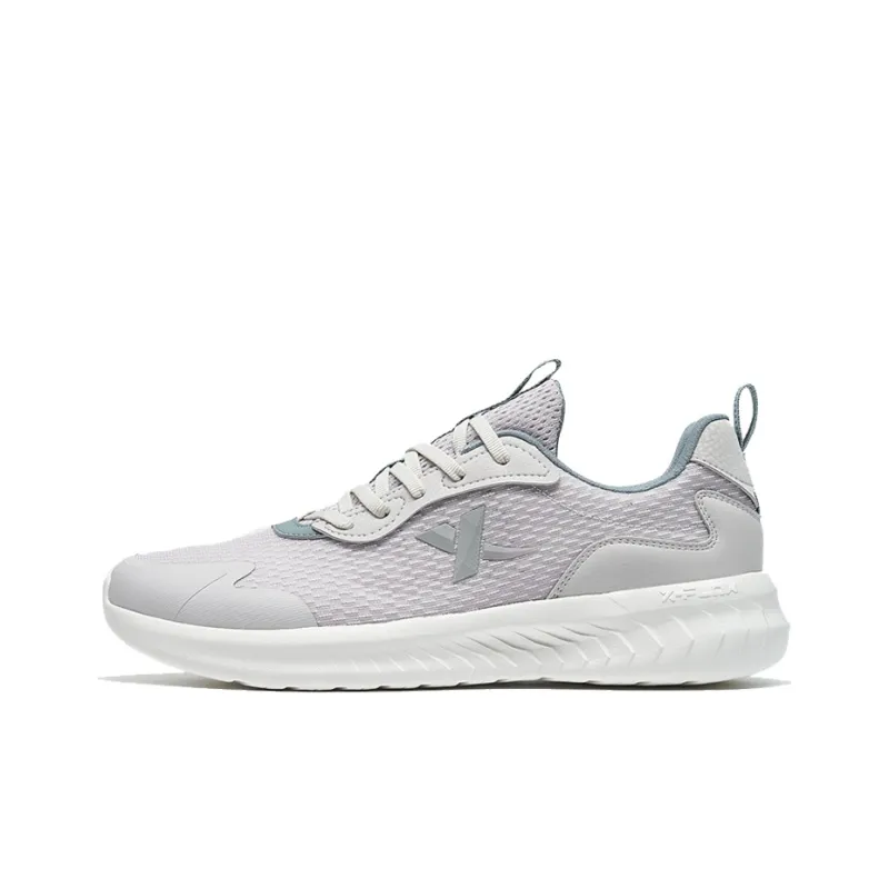 XTEP Lightweight Cushioning Rebound Low Top Running Shoes Men's Gray-0