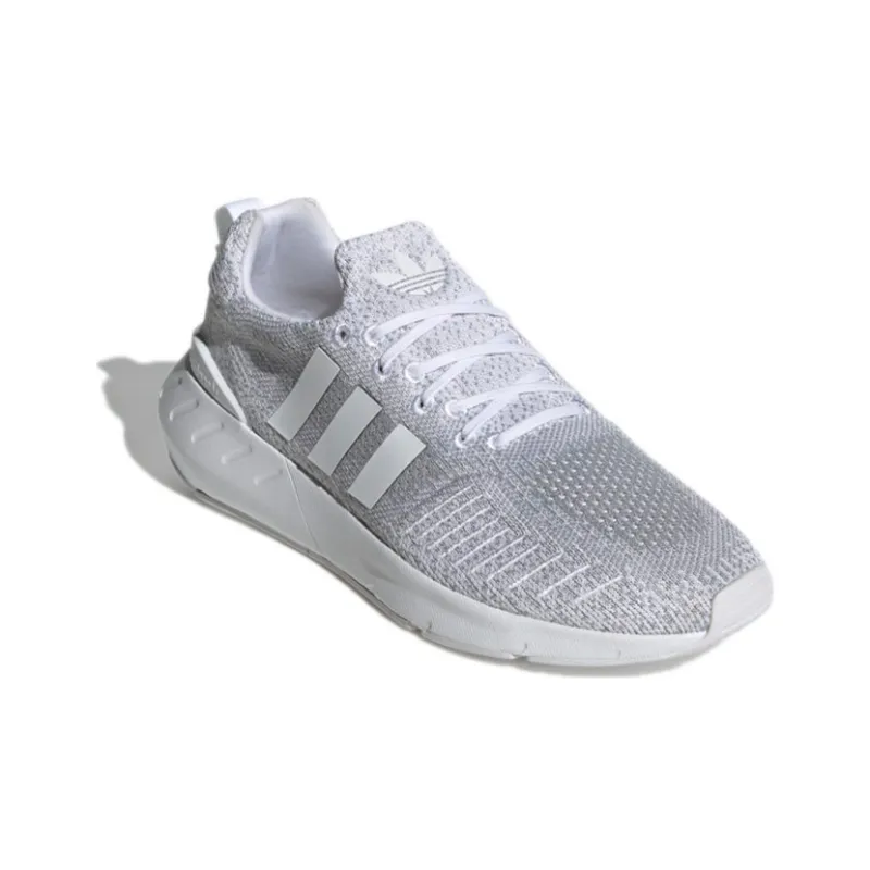 Adidas Originals Swift Run 22 Grey'-2