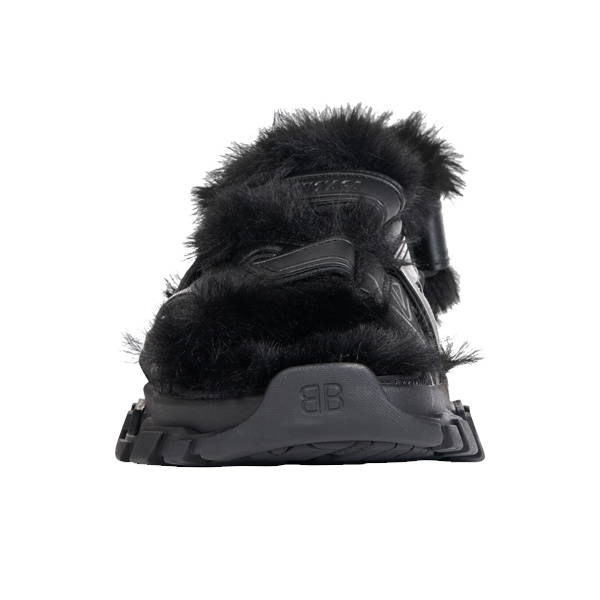 【BALENCIAGA】Track Fake Fur サンダル トラックサンダル Balenciaga Drops Faux Fur-Covered Track Sandals | Hypebeast