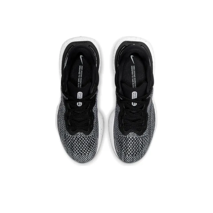 Nike ZoomX Invincible Run Flyknit Oreo-3