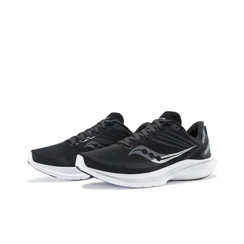 saucony Kinvara 12 Black Women's-2