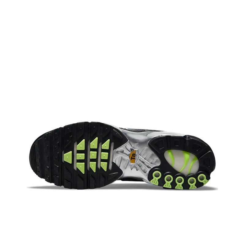 Nike Air Max Plus Se Black Chrome-5