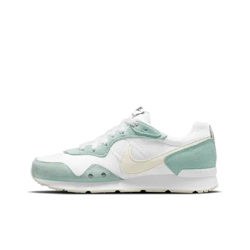 Nike Venture Runner Running Shoes Women's Low-Top White/Green/Beige