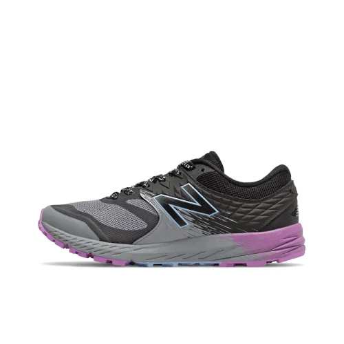 New Balance NB Summit Q.O.M. Low-Top Outdoor Shoes Women's Black Purple