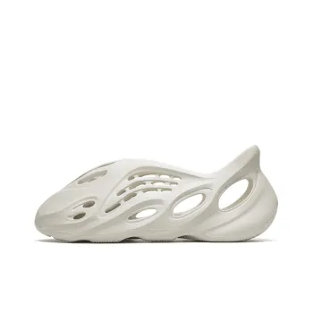 Adidas Originals Yeezy Foam Rnnr Ararat