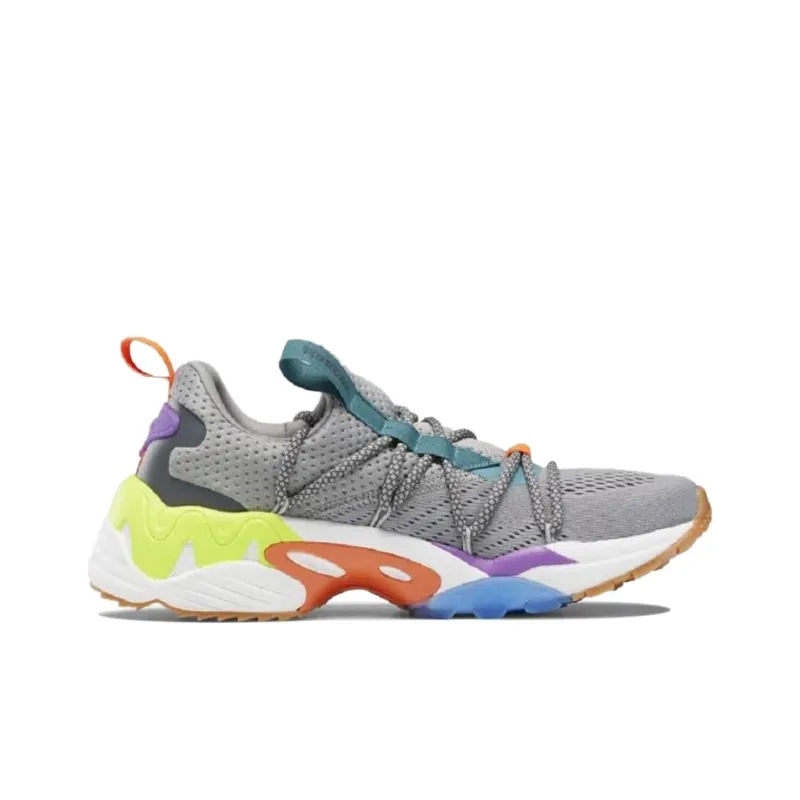 Reebok Trideca 200 True Grey-1