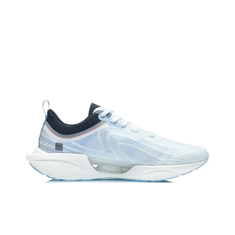 LINING Super Light 18 Running Shoes Men Low Top Standard White/New Vivid Blue-1