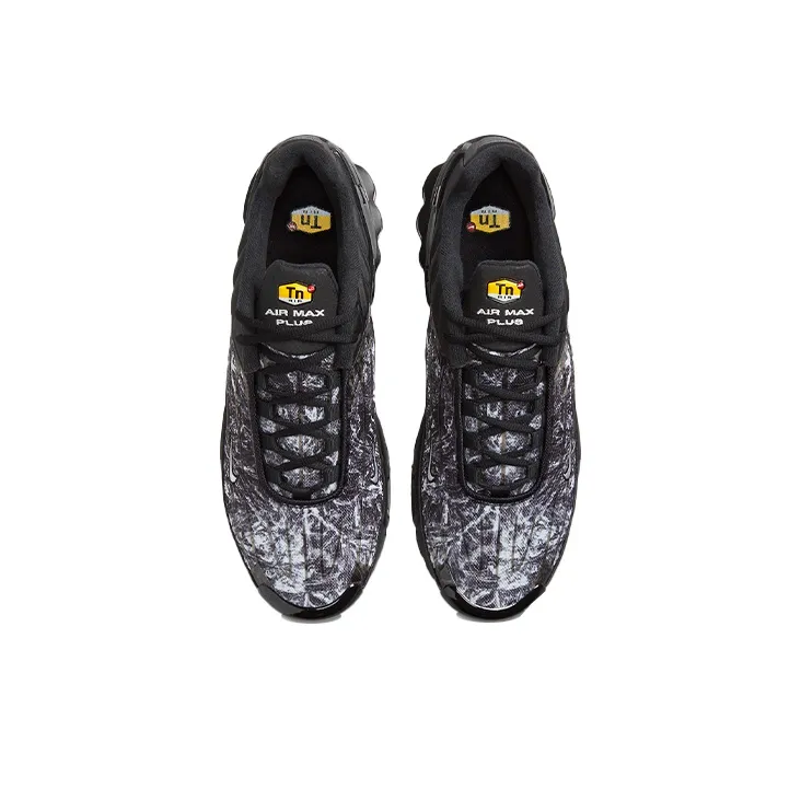 Nike Air Max Plus 3 Black Graphic-3