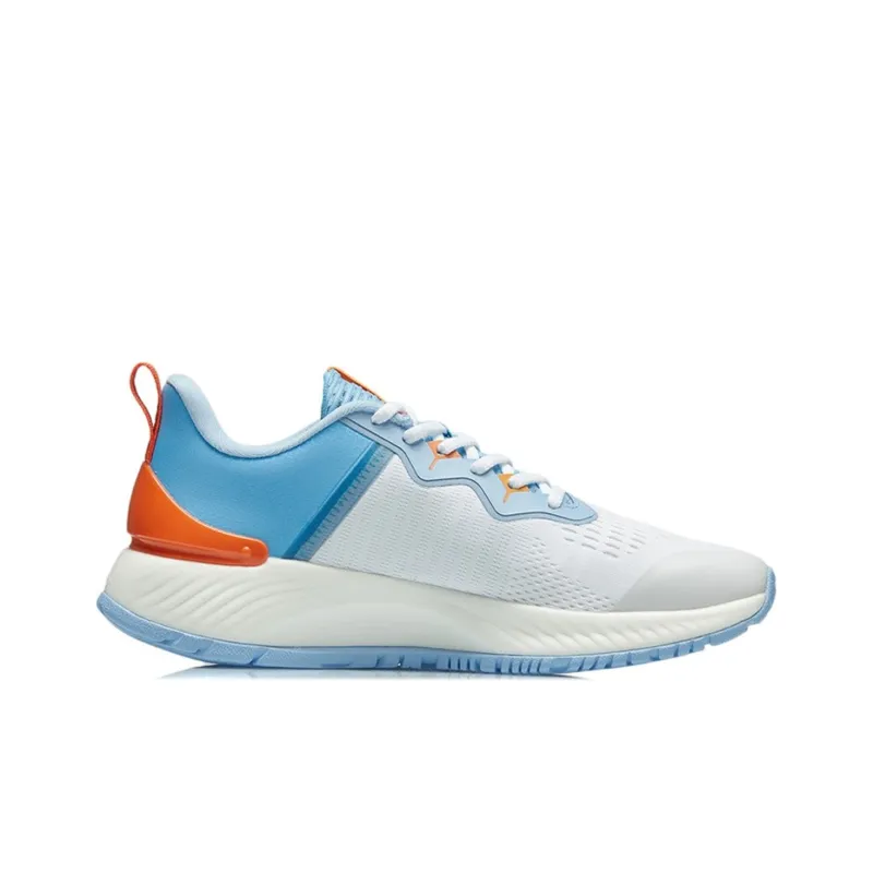 LINING YueYing Essential Running Shoes Men Low Top Standard White/New Aurora Blue/Xinjiang Blue-1