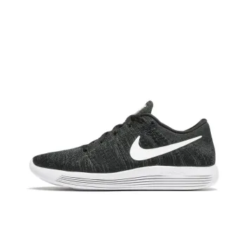 Nike LunarEpic Low Flyknit 'Black'