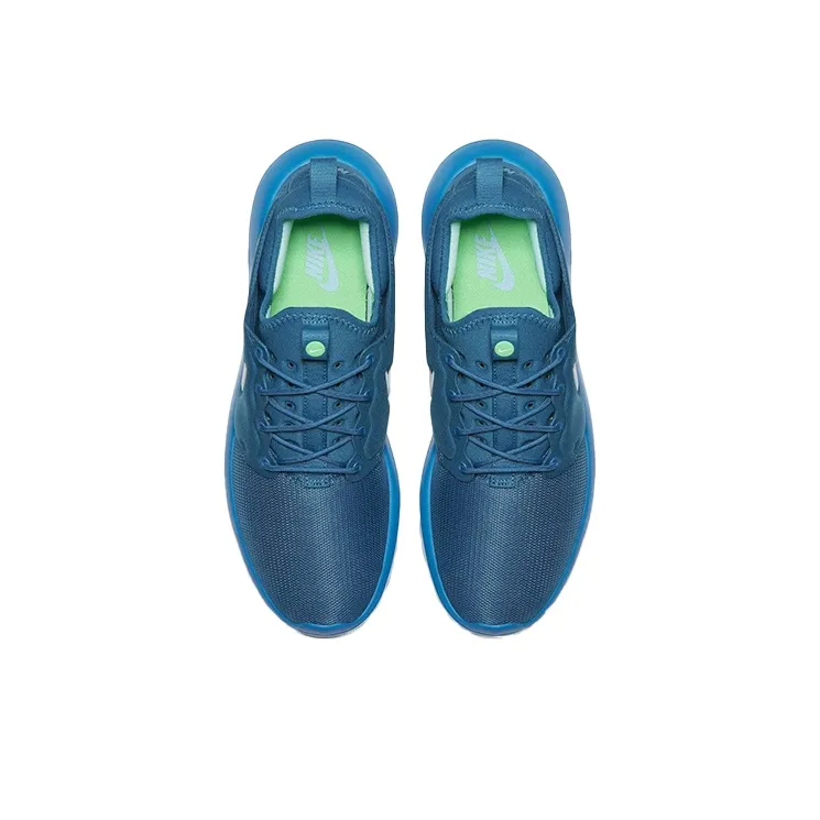 Nike Roshe Two Minimalistic Cozy Low Tops Retro Blue-3