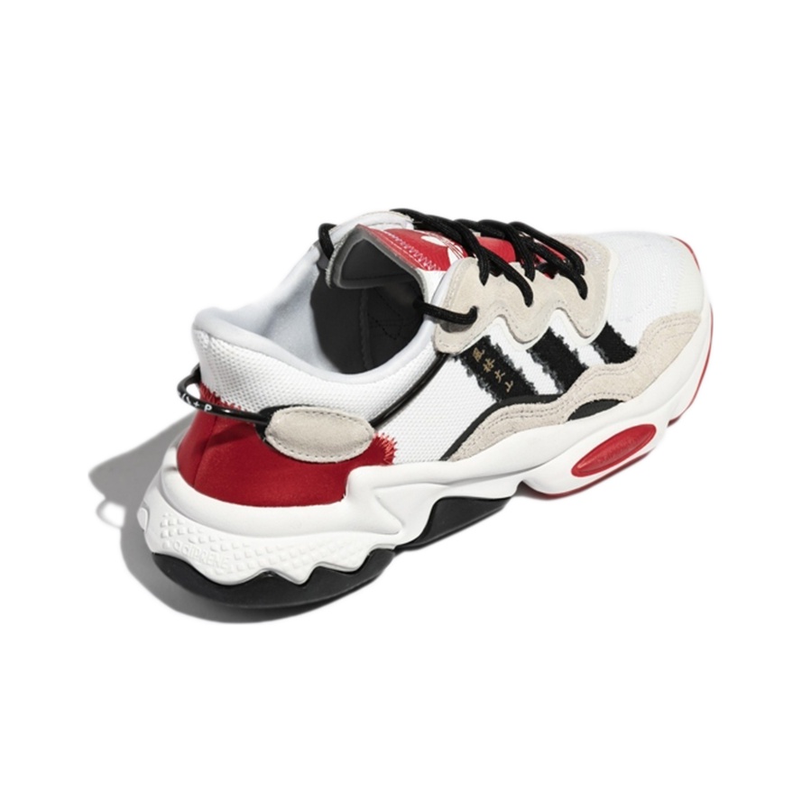 adidas - Ryu adidas And Bait Kick It Kung Fu Style In Their Street