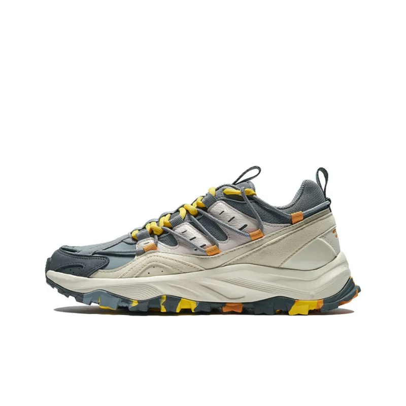XTEP Hiking / Trekking Shoes Men Low Top Gray Beige-0
