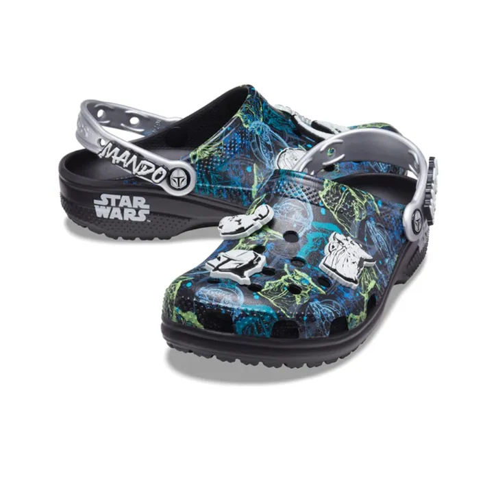 Crocs Classic Clog Star Wars Mandalorian-3