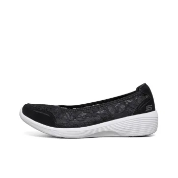 Skechers Arya Slip on Shoes Black/White Women's