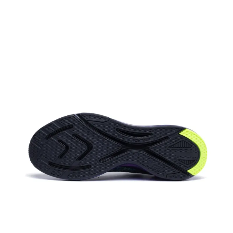 XTEP Leap Technology Abrasion Resistant Low Top Running Shoes Men's Black Gold-4