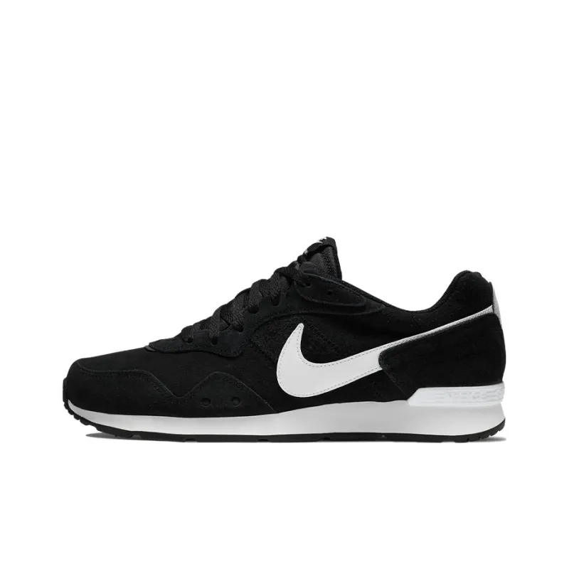 Nike Venture Low Top Black/White-0