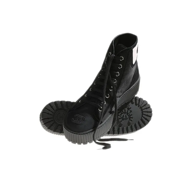 CHANEL High Top Stylish Skateboarding Shoes Women's Black-3