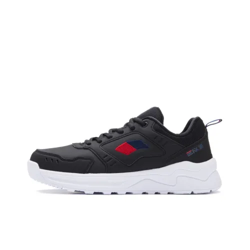 Erke Wear Resistant Cushioning Slip Resistant Low Top Casual Shoes Women's Black Red