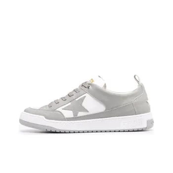 Golden Goose Yeah Sneakers
