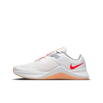Nike Mc Trainer 'Platinum Tint Chile Red'