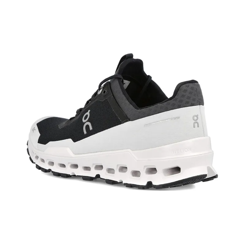 On Running Cloudultra Black White-3