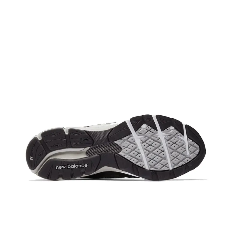 New Balance 920 MiUK Black-4