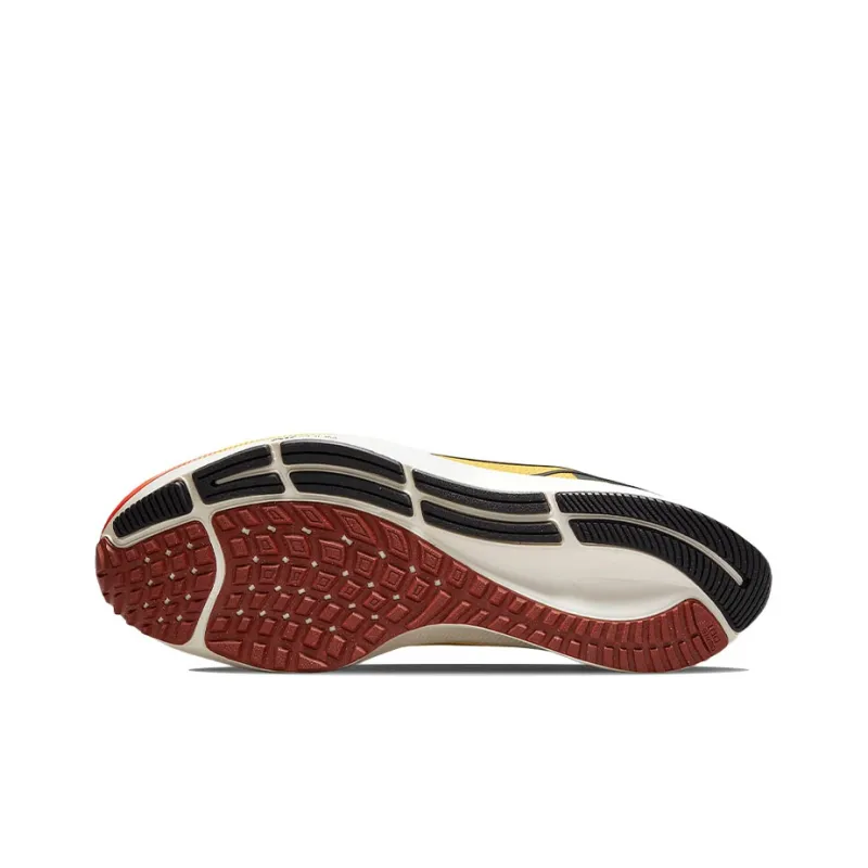 Nike Air Zoom Pegasus 38 University Gold Black-5