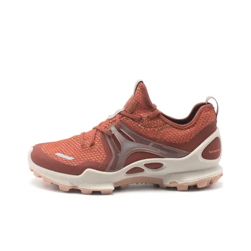 Ecco Striding C Trail Cushioning Breathable Low-Top Athletic Shoes Women's Red