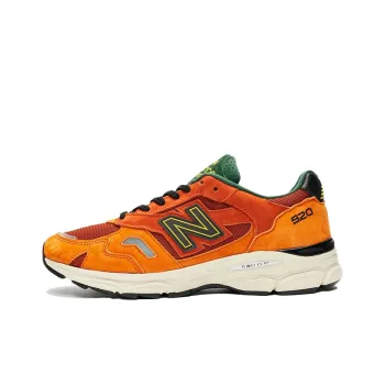 New Balance 920 Sneakersnstuff