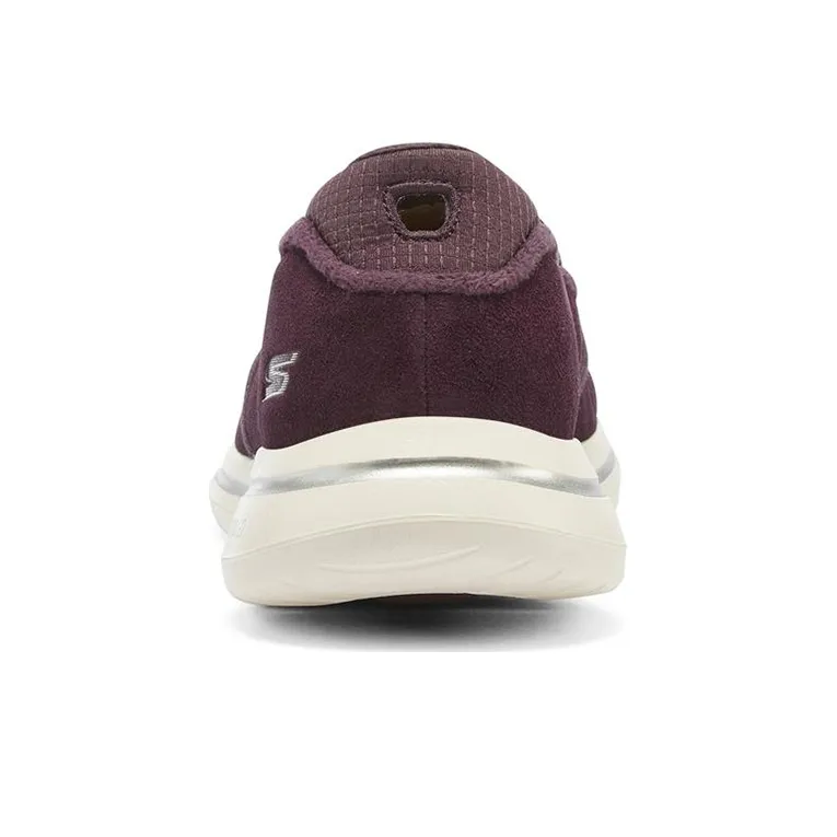 Skechers Go Walk 5 Casual Shoes Women's Low Top Burgundy-3