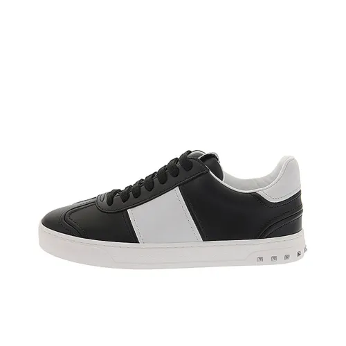 Valentino Open Skateboard Shoes Men Low-Top Black/White