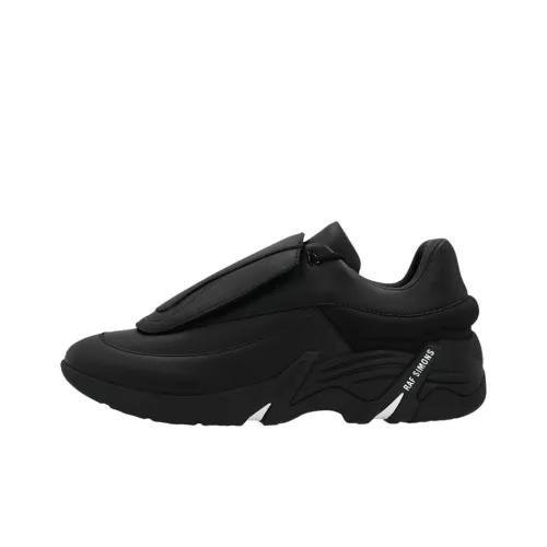 RAF SIMONS Casual Shoes Men Low-Top Black