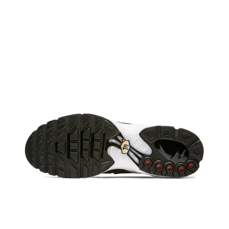 Nike Air Max Plus Gradient Pack Total Crimson-4