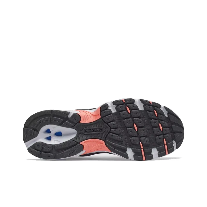 New Balance 530 Pink Magnet Black-4