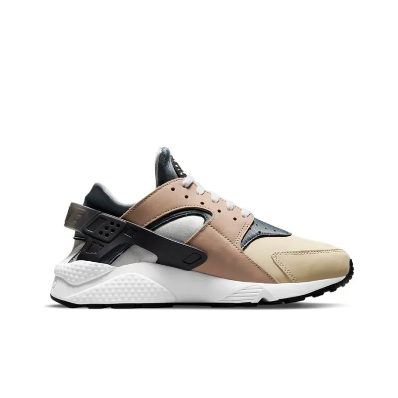 Nike Air Huarache Escape 2021-1