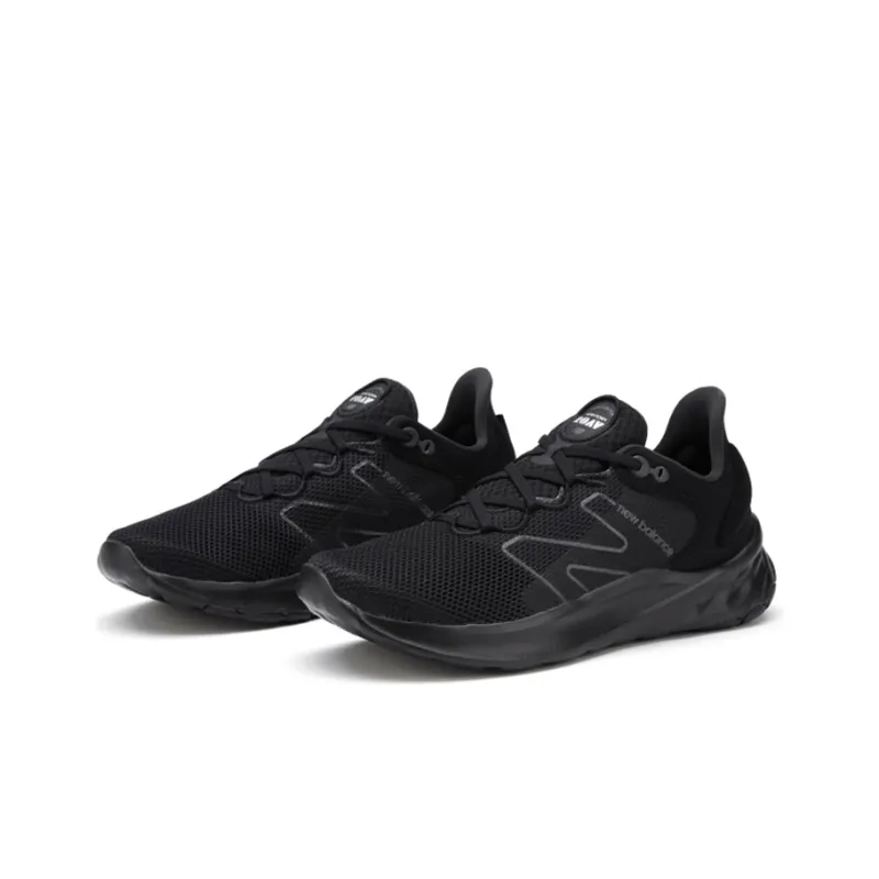New Balance Fresh Foam Roav V2 Black-1