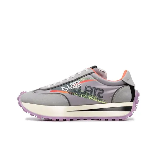 Stella McCartney Casual Shoes Women's Low-Top Gray