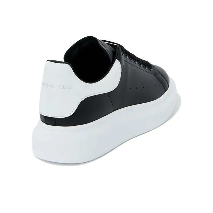 Alexander McQueen Oversized Sneaker 'Black White'-3