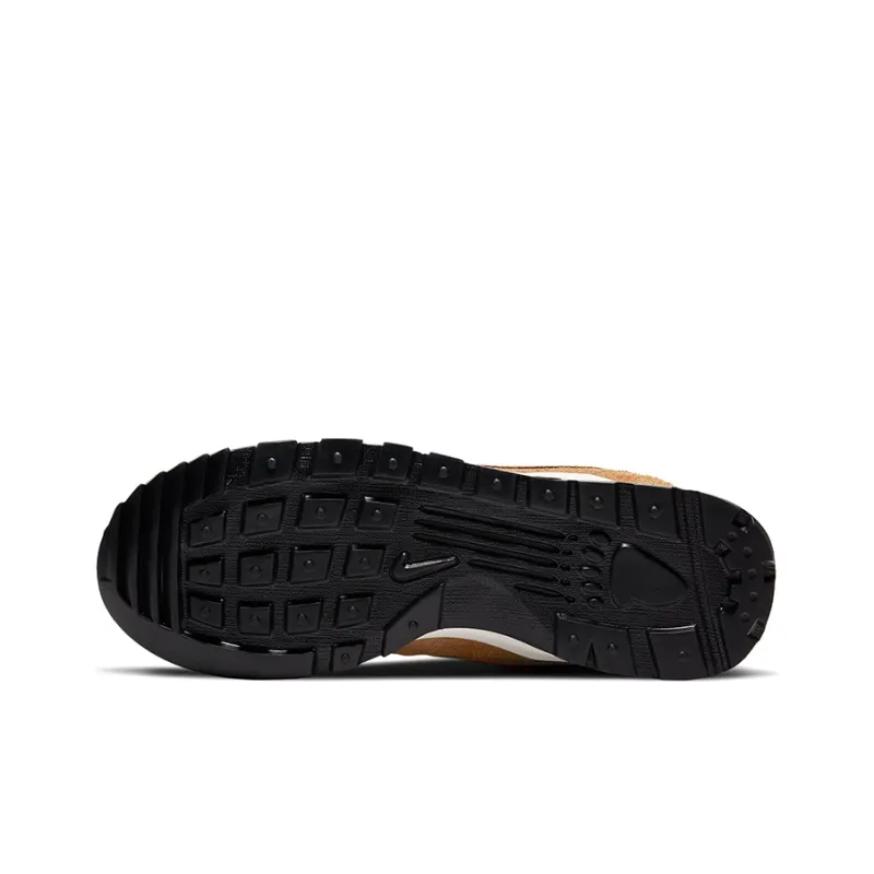 Nike Hoodland Boot 'Light British Tan'-5