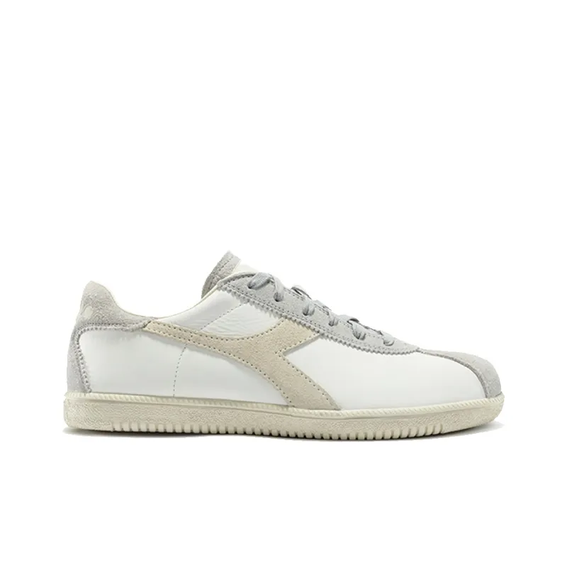Diadora Stylish Skateboarding Shoes Unisex Light Gray-1