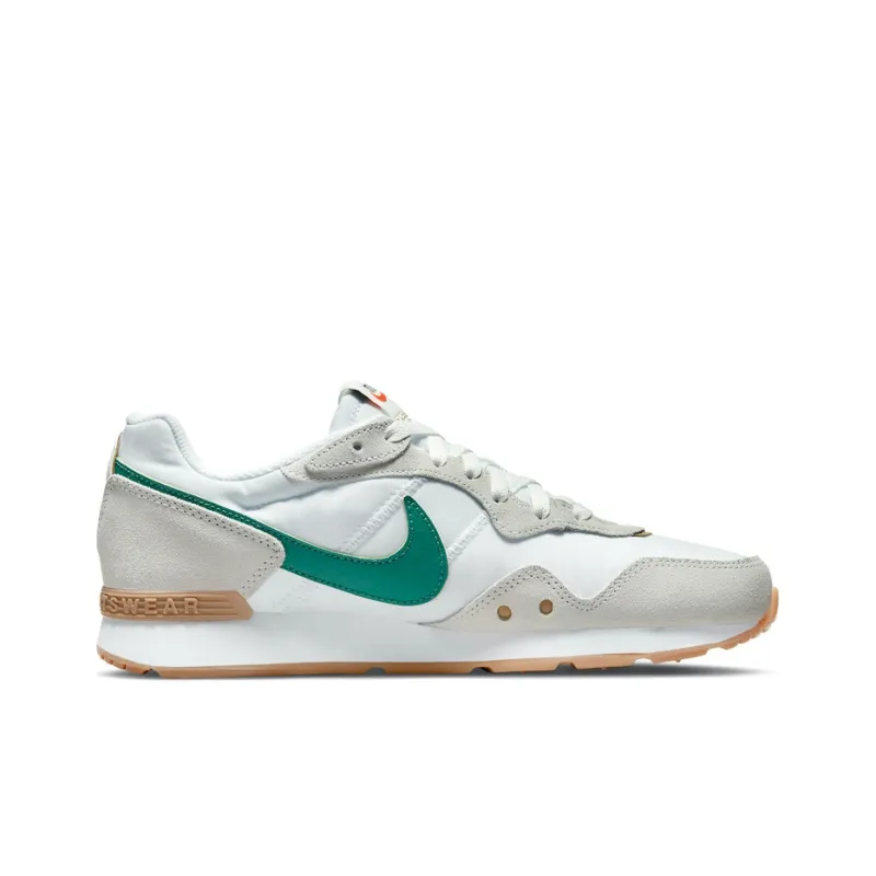 Nike Venture Runner First Use 'White Green'-1