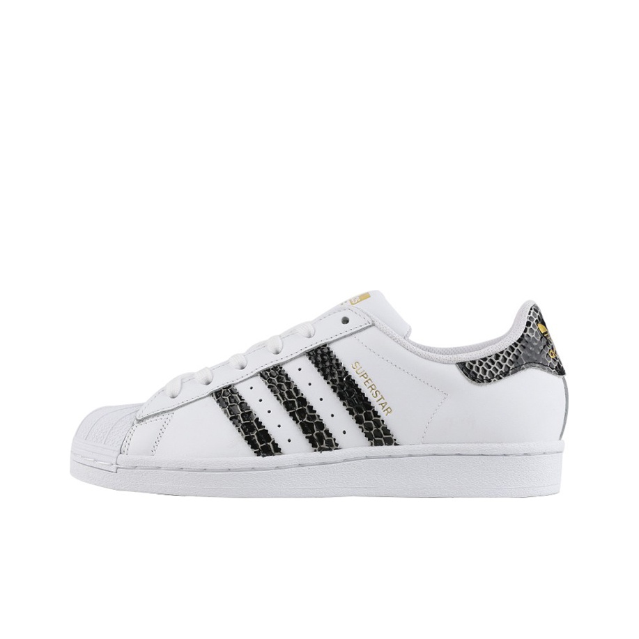 Originals women's superstar in white/black best sale