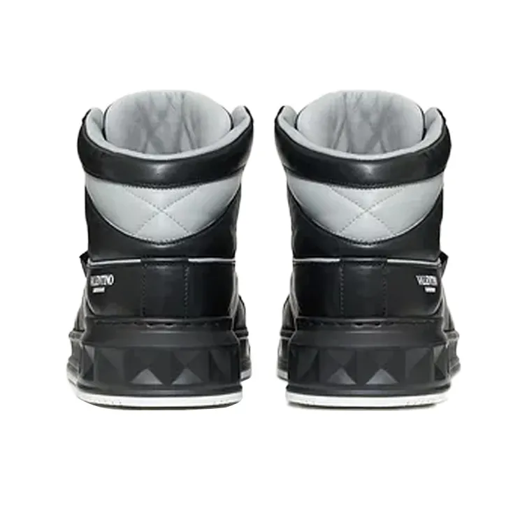 Valentino One Stud Mid Top Stylish Skateboarding Shoes Men's Black-4